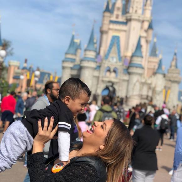 Meet your Posher, Evee - Picture 1 of 1